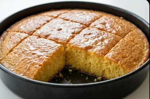 Starinski Zaliveni Kolač (Ravanija): Recept za desert koji se topi u ustima