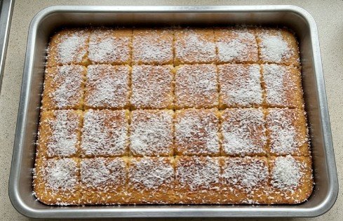 Starinske Sočne Kokos Kocke: Tradicionalni Korak-po-Korak Recept