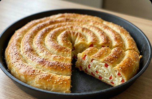 Slana Spiralna Štrudla sa Sirom i Paprikom: Pouzdan Korak-po-Korak Recept