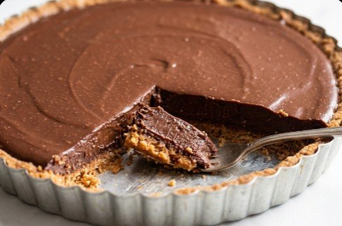 Nepečeni Čokoladni Tart sa Plazmom: Otmeni i Brzi Desert Sa Sokom od Pomorandže