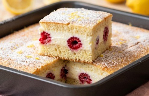 Kolač sa Limunom i Malinama: Osvežavajući desert bez pečenja