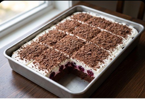 Brzi Švarcvald Kolač Bez Pečenja – Najbolji Kremasti Recept Sa Višnjama