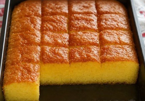 Starinski Kolač na Kašike: Tradicionalna, maksimalno sočna nutma patišpanja koja se topi u ustima