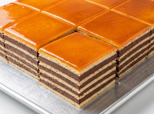 Čuvena Doboš torta — Kraljica među slojevitim poslasticama