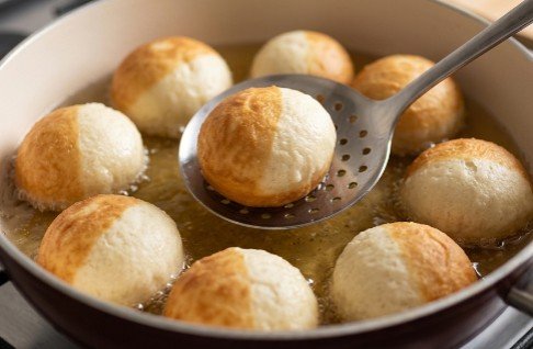 Brze Domaće Priganice: Tradicionalni Crnogorski Recept sa Rakijom