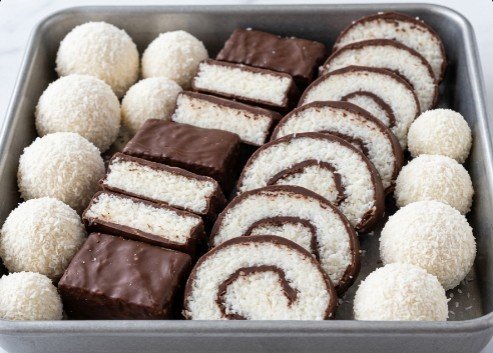 Voćne kocke sa malinama: Osvežavajući kremasti desert bez pečenja