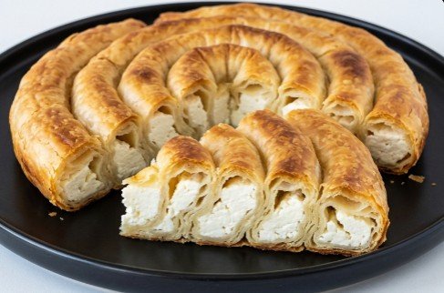 Najbolji Recept za Domaću Sirnicu