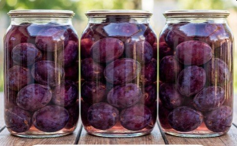 Najbolji Recept za Domaći Kompot od Šljiva (Zimnica)