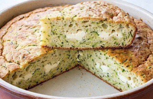 Savršen Recept za Pitu sa Tikvicama (Brza Izlivena Pita)