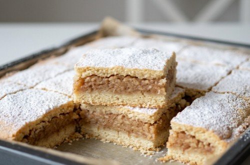 Najbolji Recept za Starinsku Lenju Pitu sa Jabukama