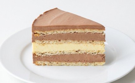 Milka torta — raskošna poslastica od čokolade i pečenih lešnika