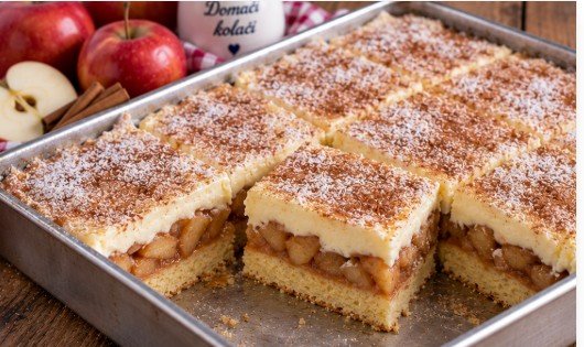Kolač sa Jabukama i Kremom: Starinski Recept sa Pudingom od Vanile
