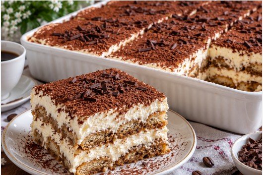Tiramisu sa grčkim jogurtom – Osvežavajući desert